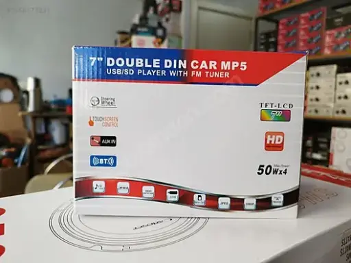 [0230] Double Din Car MP5 Player With FM Tuner 7"