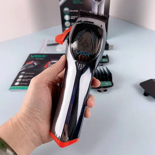 [11835] VGR V-647 Professional Hair Clipper 